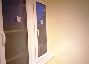 Отделка балкона в Москве 8